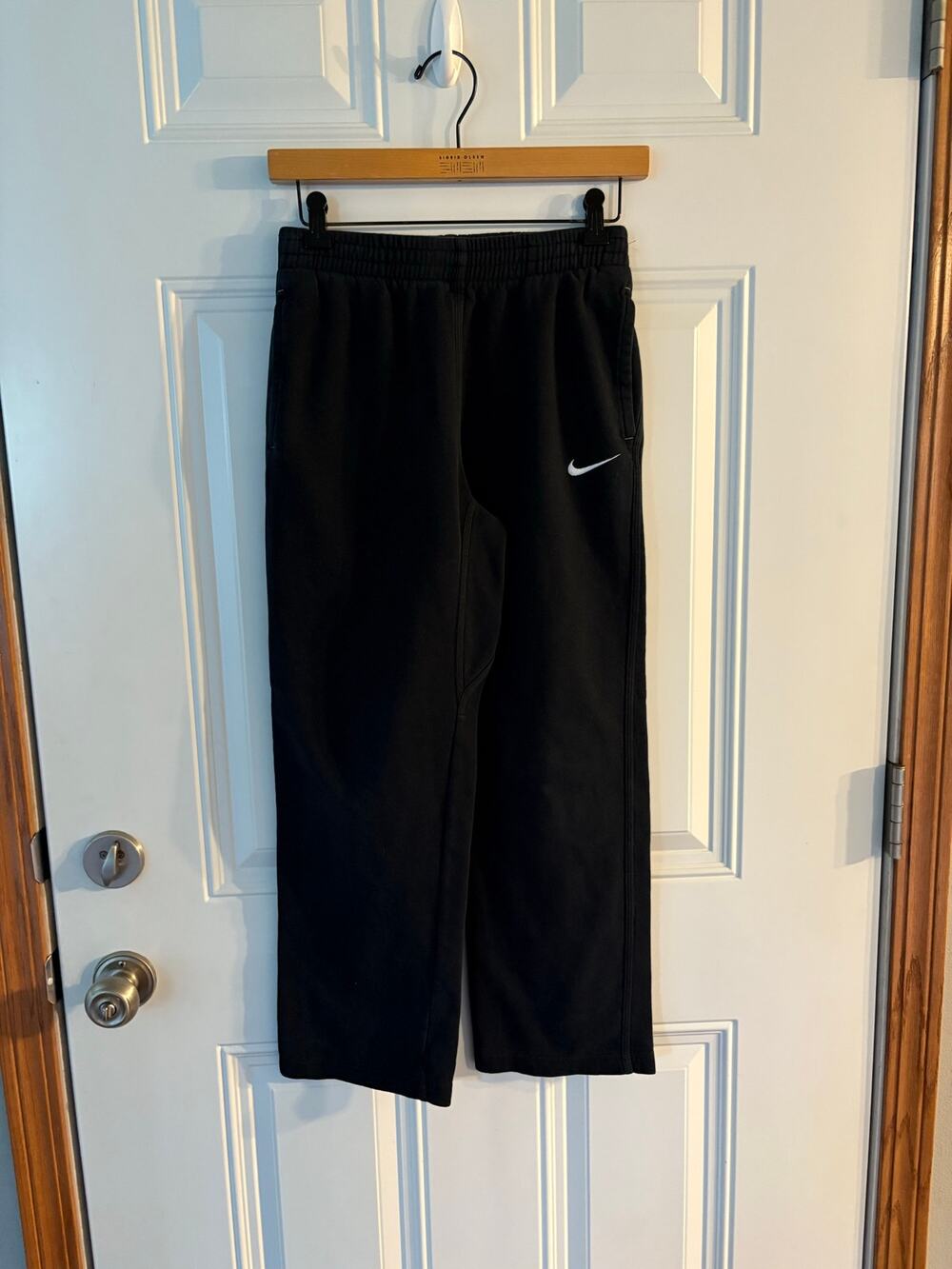 Boy’s Nike Sweat Pants Size Large